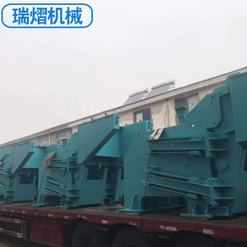中冶连铸机型，结晶器振动装置